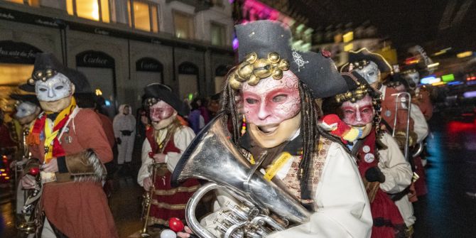 SCHWEIZ LUZERN FASNACHT 2024