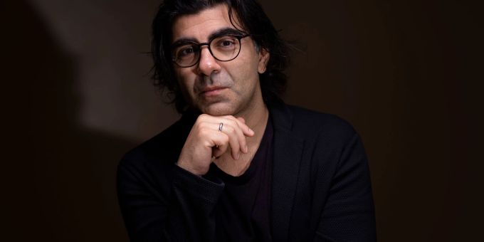 Fatih Akin, Regisseur aus Deutschland, während eines Fototermins für den Film «Rheingold» bei der 17. Ausgabe des Rom Film Festivals. Fatih Akin, Regisseur aus Deutschland, während eines Fototermins für den Film «Rheingold» bei der 17. Ausgabe des Rom Film Festivals.