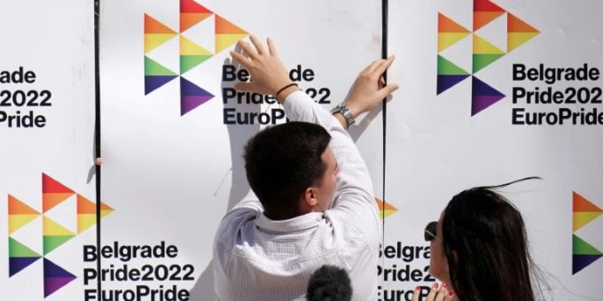 Helfer bei Eröffnungszeremonie der Europride am Montag Helfer bei Eröffnungszeremonie der Europride am Montag