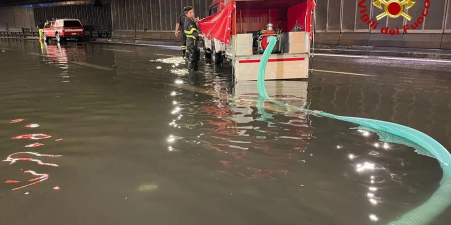 überschwemmungen italien