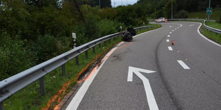 Mit Motorrad verunfallt