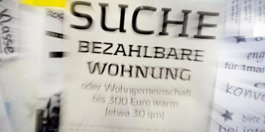 Weil in den Grossstädten Wohnraum fehlt, kommt es zu hohen Mieten. Viele haben es schwer, eine bezahlbare Wohnung zu finden.