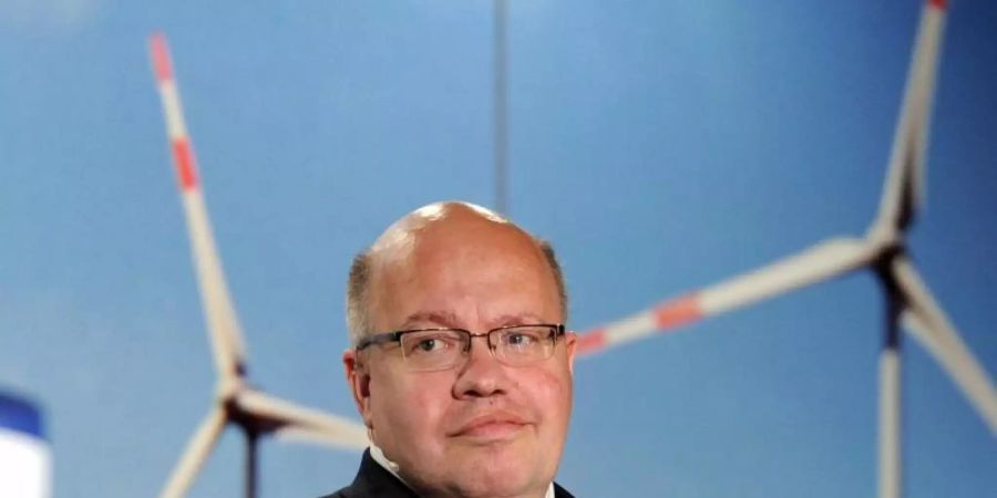 Peter Altmaier hat angesichts des Einbruchs beim Ausbau der Windenergie ein Krisentreffen angekündigt. Foto: Carsten Rehder