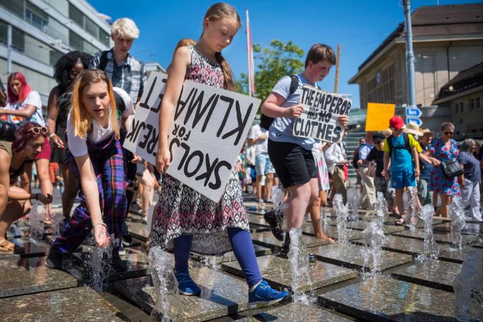 Mehr als 450 Teilnehmer aus 37 verschiedenen Ländern trafen sich diese Woche in Lausanne zum Sommertreffen der «Fridays for Future»-Bewegung. Fridays for Future - Lausanne