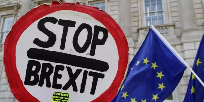 Brexit-Gegner protestierten in London. Foto: Kirsty Wigglesworth/AP brexit
