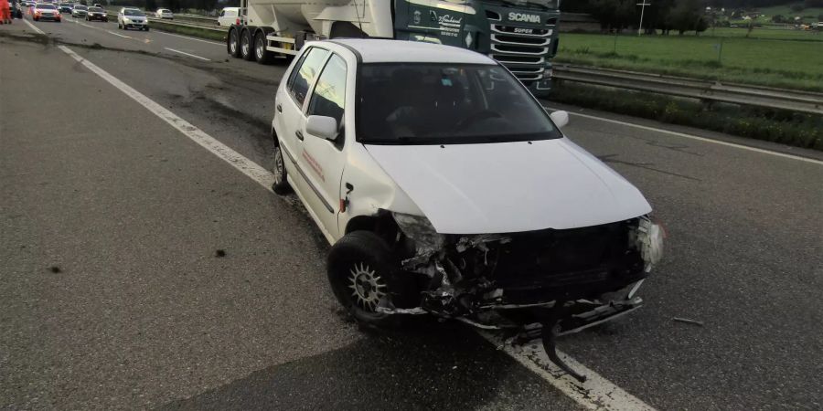 Verkehrsunfall auf der Autobahn A3 in Benken SG