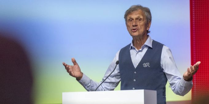 Dominique Blanc bleibt weiterhin Präsident des SFV. Dominique Blanc SFV