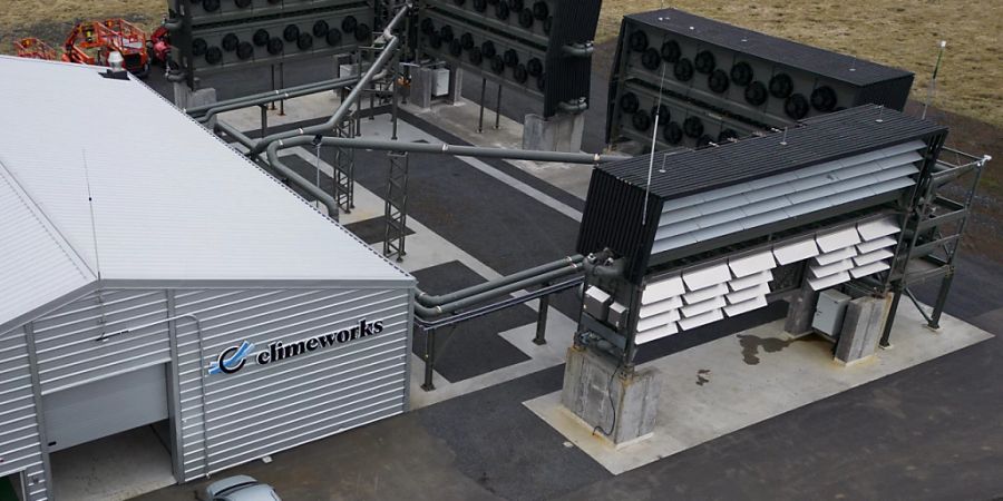 Die Anlage der Schweizer Firma Climeworks, die in der Nähe der isländischen Hauptstadt Reykjavik auf Island CO2 aus der Luft für eine Speicherung im Untergrund filtert.