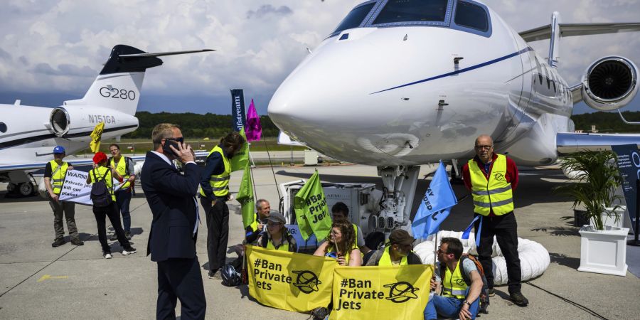 Flughafen Genf Klimaaktivisten