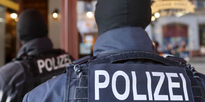 Die Polizisten haben auf einen 19-Jährigen geschossen. Polizei