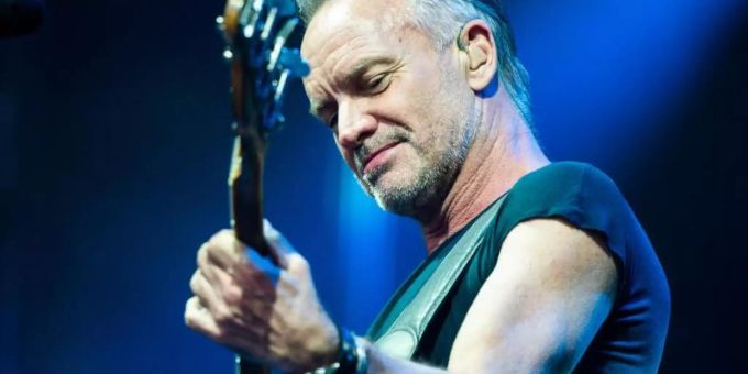 Sting präsentierte in Hannover viele seiner Hits. Foto: Christophe Gateau Sting präsentierte in Hannover viele seiner Hits. Foto: Christophe Gateau
