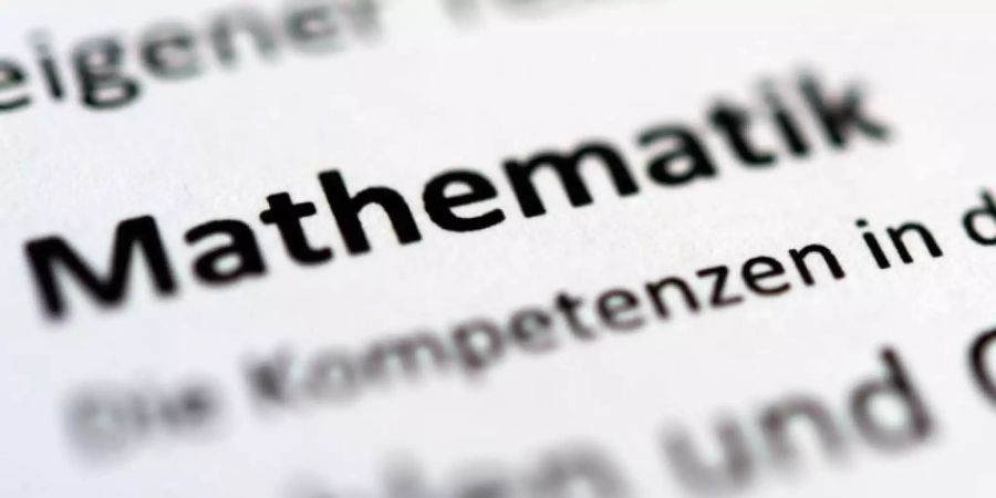 Die Hamburger Schulbehörde hatte bestätigt, dass zwei der vier Mathematik-Abituraufgaben des grundlegenden Niveaus zu schwer gewesen seien. Foto: Sebastian Gollnow