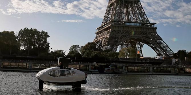 SeaBubbles testet Wassertaxi in Paris