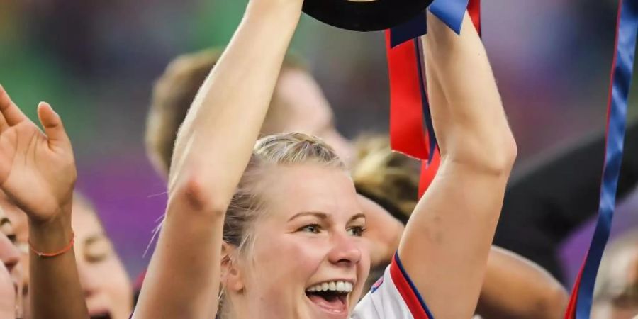 Sieht sich nicht als Frau, die Fussball spielt, sondern als Fussballer: Ada Hegerberg. Foto: Jon Olav Nesvold/Bildbyran via ZUMA Press