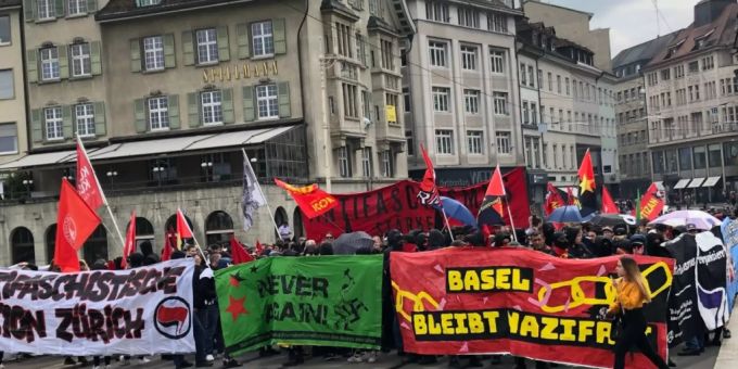 «Basel nazifrei» - 400 Menschen bei Demo gegen Rechtsextremismus