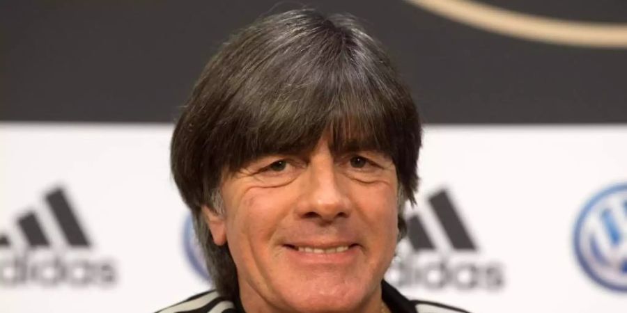 Hatte durch einen Sportunfall im Juni erstmals Spiele der Fussball Nationalmannschaft verpasst: Bundestrainer Joachim Löw. Foto: Federico Gambarini
