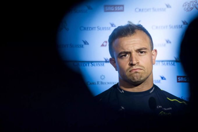 Xherdan Shaqiri schmollt. Xherdan Shaqiri