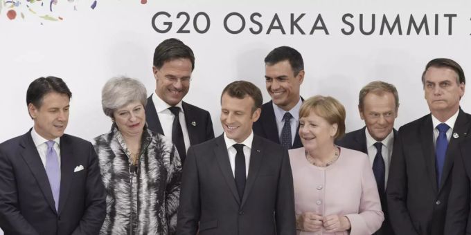 Führende Politiker am 14. G20-Gipfel in Osaka im Juni 2019. emmanuel macron jair bolsonaro