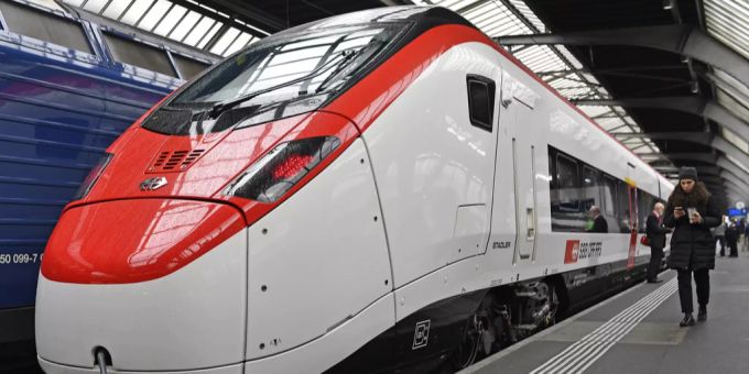 Der neue Hochgeschwindigkeitszug der SBB von Stadler Rail. Neuer SBB Zug