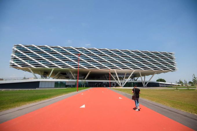 Die neue Firmenzentrale «Arena». Arena Adidas