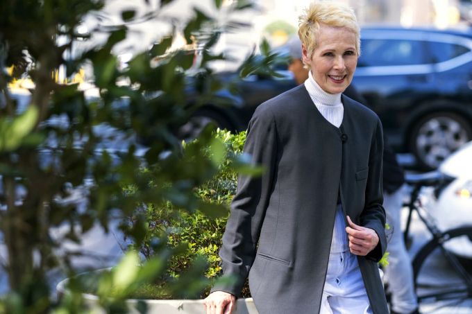 E. Jean Carroll reichte schon 2019 Klage gegen Donald Trump ein. Donald Trump