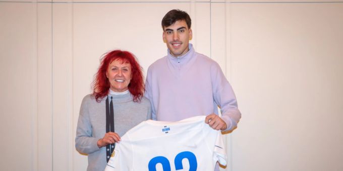 FCZ-Neuzugang Roko Simic mit Heliane Canepa. FCZ Super League