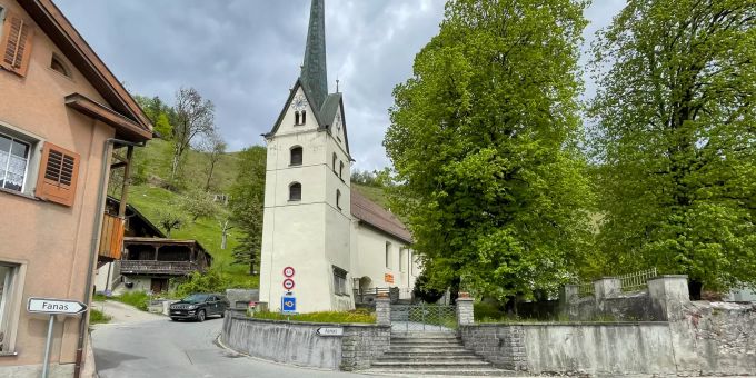Kirche Grüsch. Kirche Grüsch.