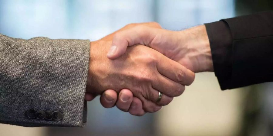 Handschlag Händeschütteln Coronavirus