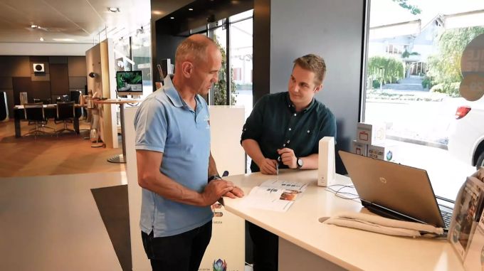 Fachkundige Beratung am Service Point. Bolliger HiFi TV Video AG Zofingen