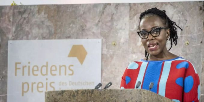 Autorin Tsitsi Dangarembga Autorin Tsitsi Dangarembga