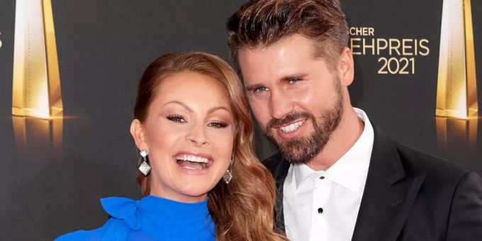 Jana und Thore Schölermann haben gerade ihr erstes Kind bekommen. Jana und Thore Schölermann haben gerade ihr erstes Kind bekommen.
