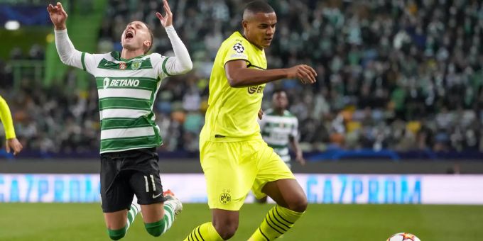Kommt Akanji (r.) wirds für die Gegner ungemütlich. Der BVB will noch lange auf seine Qualitäten zählen können. Manuel Akanji BVB