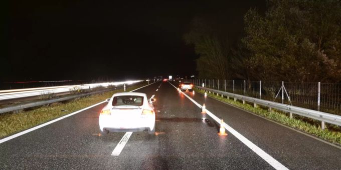 An beiden Fahrzeugen entstand erheblicher Sachschaden. Unfall