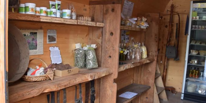 Dank Hinweisen der Bevölkerung konnte ein mutmasslicher Täter ermittelt werden. Kantonspolizei Graubünden