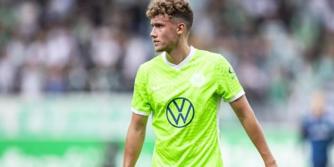 Wolfsburgs Waldschmidt kann aufgrund muskulärer Probleme gegen seinen Ex-Verein Freiburg nicht auflaufen. Foto: Tom Weller/dpa Wolfsburgs Waldschmidt kann aufgrund muskulärer Probleme gegen seinen Ex-Verein Freiburg nicht auflaufen. Foto: Tom Weller/dpa