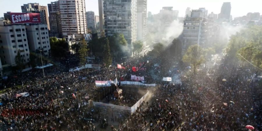 Demo Chile
