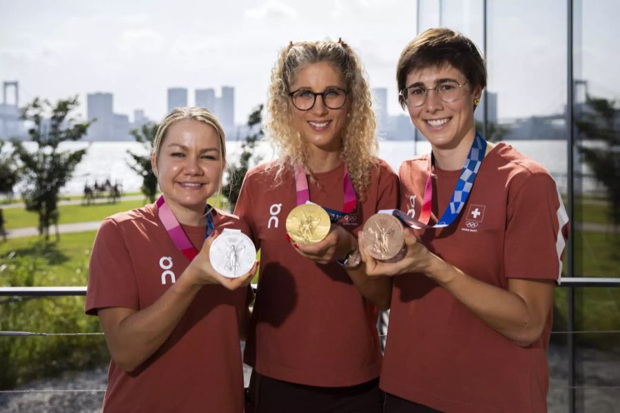 Im Mountainbike feierten die Schweizerinnen Jolanda Neff (Gold), Sina Frei (Silber) und Linda Indergand (Brone) einen Dreifachsieg.