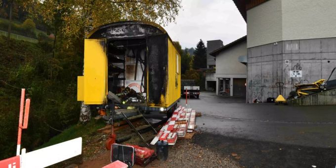 Es entstand Sachschaden von mehreren Zehntausend Franken. Brand