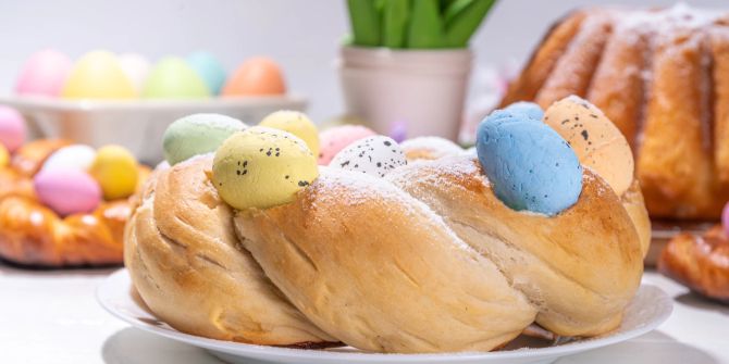 Brot Eier Ostern Teigwaren