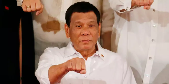 Philippinen Prasident Duterte Wettert Gegen Katholische Bischofe