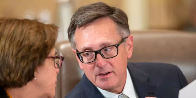 Fed-Vize Richard Clarida. jerome powell