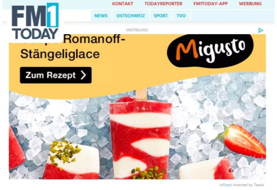 Draussen Schnee und Regen, auf dem Bildschirm wirbt Migros für Coupe-Romanoff-Stängeliglace.