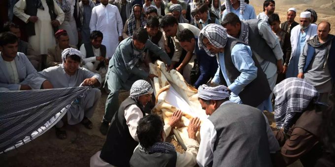 Anschlag auf eine Moschee in Afghanistan fordert mindestens 20 Tote. (Symbolbild). Anschlag