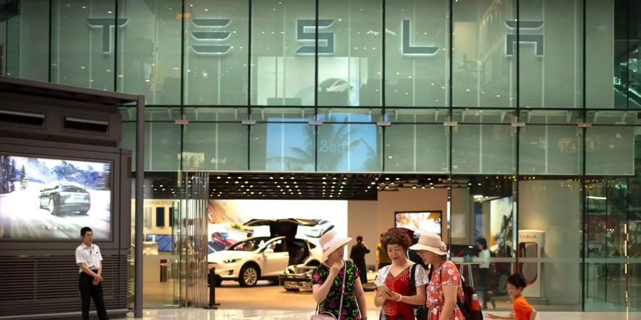 In China werden Tesla-Autos teurer.