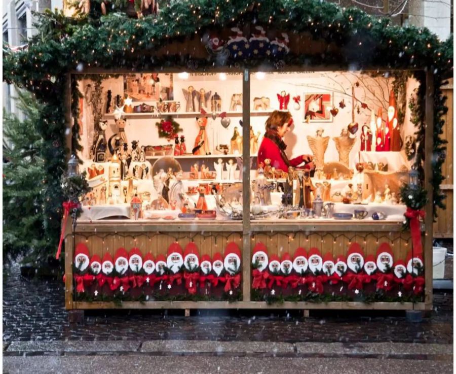 Ein Stand am St. Galler Weihnachtsmarkt.