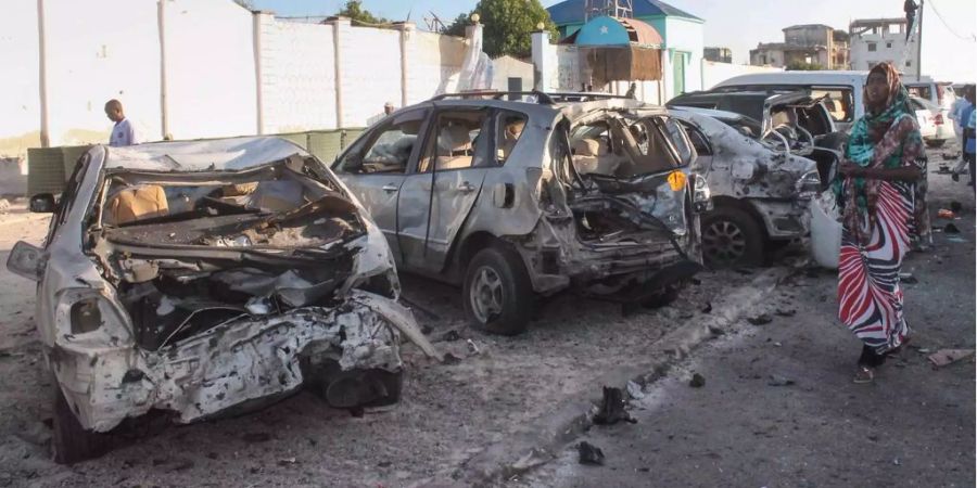 Schon Mitte Oktober hatte sich ein Selbstmordattentäter in Mogadischu in die Luft gejagt und mehr als 350 Menschen getötet.