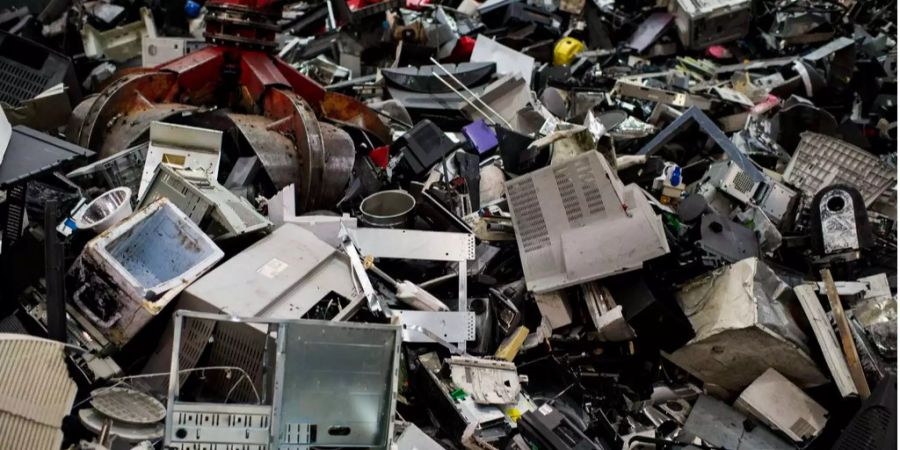 Die Recyclinggebühr für Elektroschrott soll obligatorisch werden.