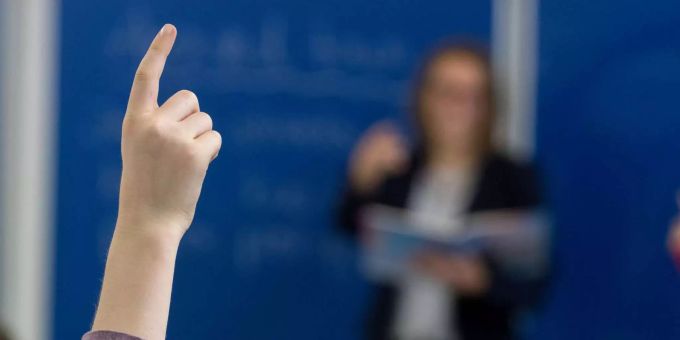 In Tschechien haben rassistische Hasskommentare gegen Grundschüler für Wirbel gesorgt. In Tschechien haben rassistische Hasskommentare gegen Grundschüler für Wirbel gesorgt.