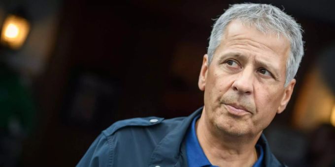Nach dem 1:0-Heimsieg gegen Montpellier ist der OGC Nizza mit Trainer Lucien Favre (Bild) so gut wie noch nie in dieser Saison klassiert. Mit dem fünften Tabellenrang befindet man sich am Mittelmeer-Städtchen auf gutem Weg, sich die Teilnahme zur Europa League zu sichern. Nach dem 1:0-Heimsieg gegen Montpellier ist der OGC Nizza mit Trainer Lucien Favre (Bild) so gut wie noch nie in dieser Saison klassiert. Mit dem fünften Tabellenrang befindet man sich am Mittelmeer-Städtchen auf gutem Weg, sich die Teilnahme zur Europa League zu sichern.