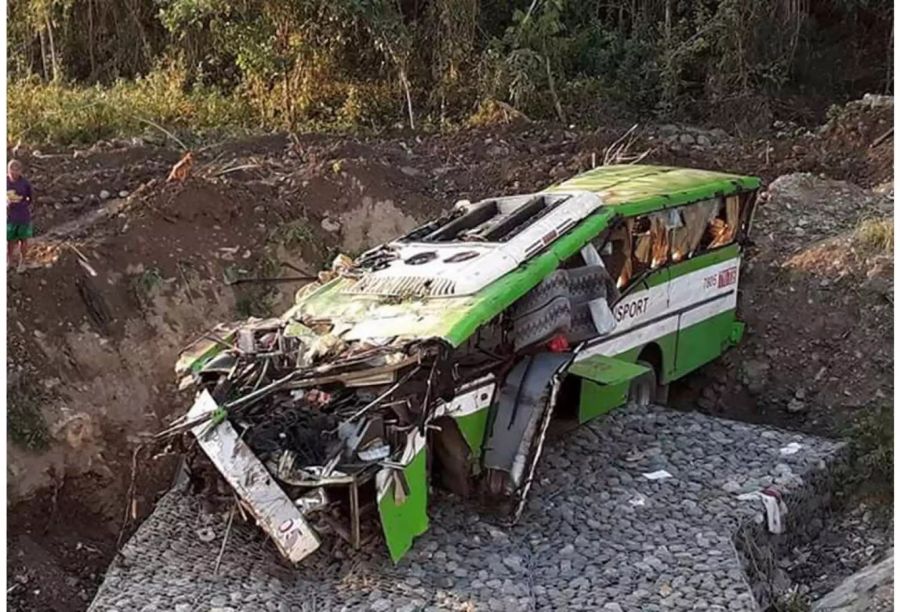 Die Ermittlungen sollen jetzt klären, ob der Bus einen mechanischen Defekt hatte.